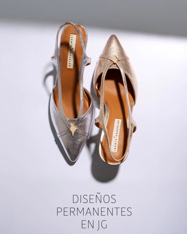 Los diseños favoritos de nuestra comunidad - Diamond Slingback y Rubin Slingback - , se volverán piezas permanentes en JG e incluso podrás personalizarlas a través de nuestro servicio JG On Demand. 

Gracias por el cariño a nuestras piezas!

#JazminGonzalezPeru
#DiseñoPeruano
#LujoArtesanal
#HechoAMano
#JGOnDemand